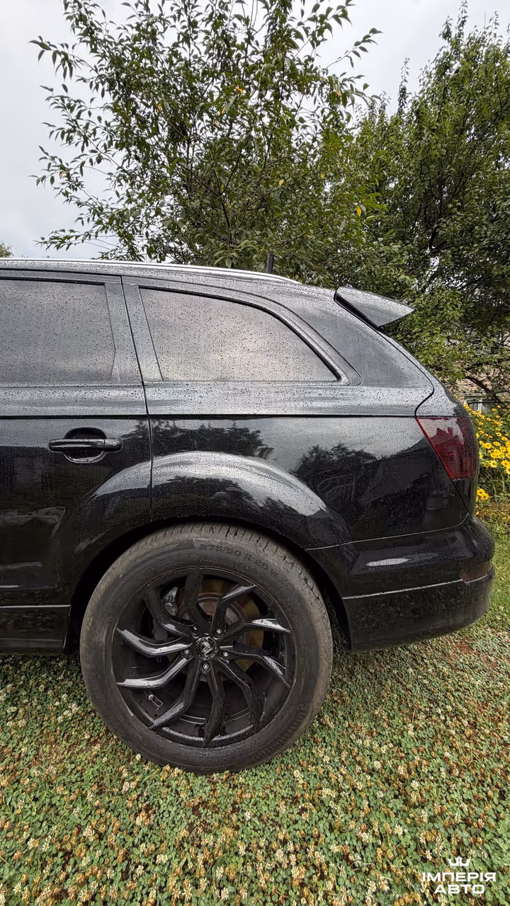 Audi Q7 - фото 5