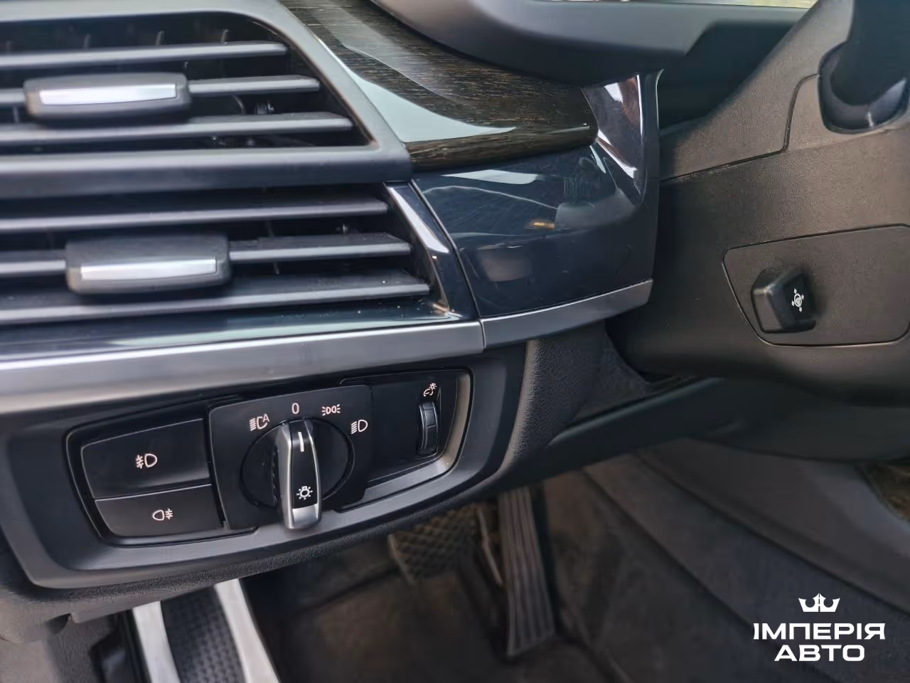 BMW X5 - фото 28