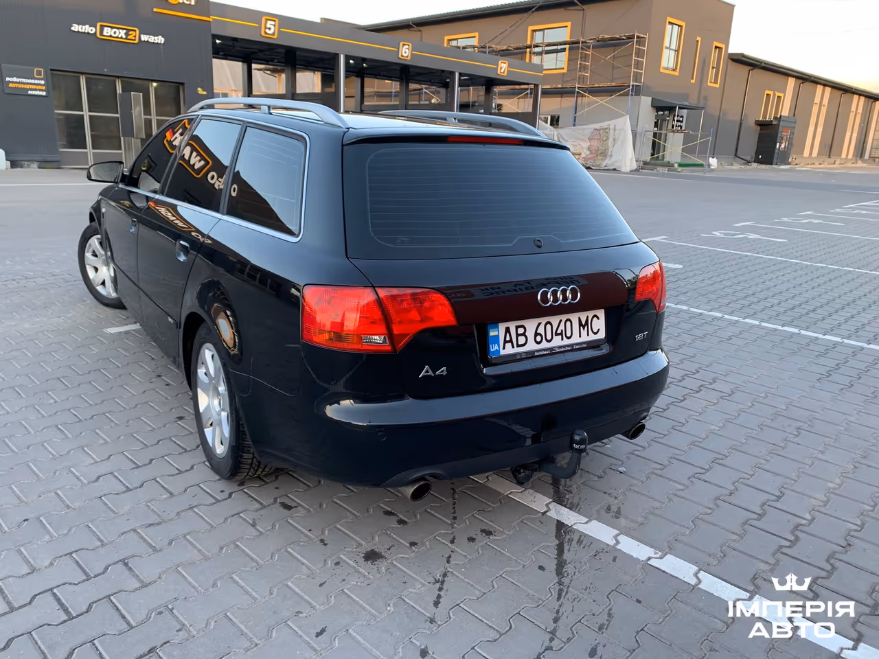 Audi A4 - фото 9