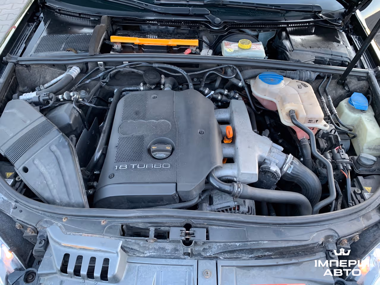 Audi A4 - фото 16