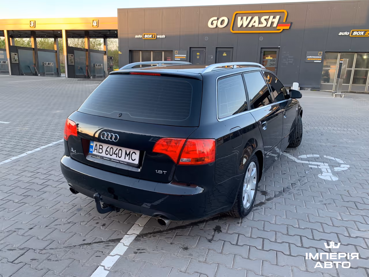 Audi A4 - фото 7