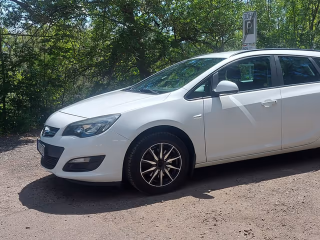 Opel Astra - зображення 1