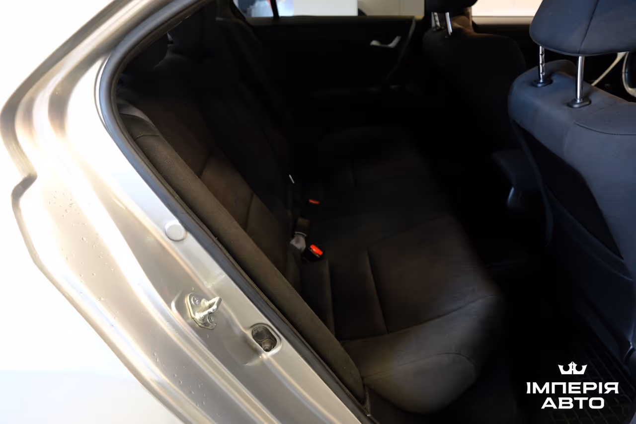 Honda Accord - фото 9