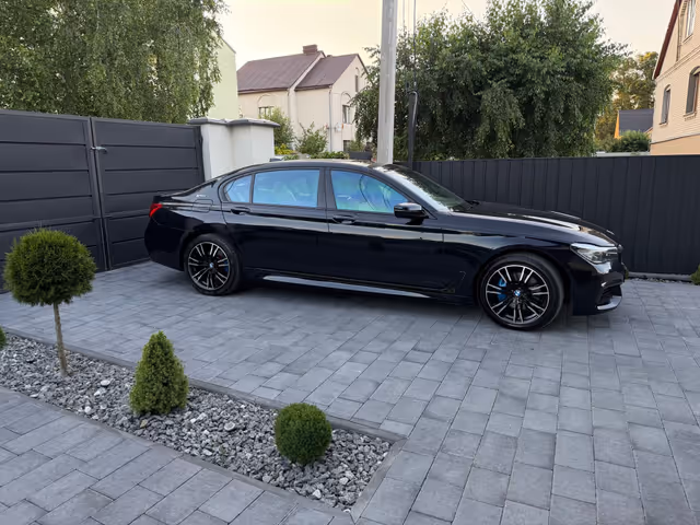 BMW 7 серії - зображення 3