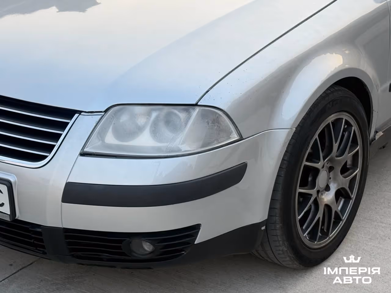 Volkswagen Passat - фото 3