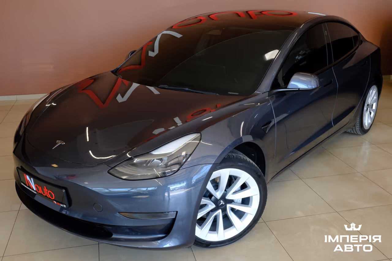 Tesla Model 3 - фото 2