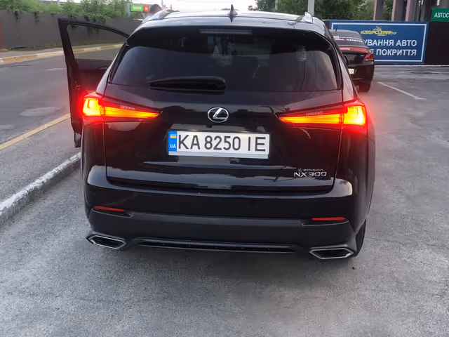 Lexus NX - зображення 4