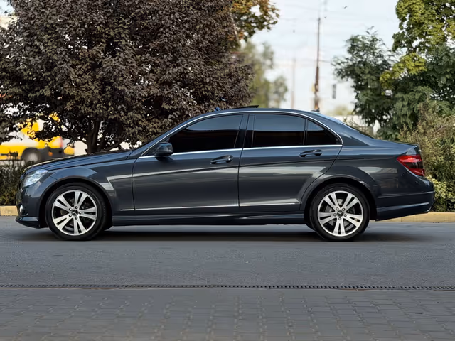 Mercedes-Benz C-Класс - зображення 2