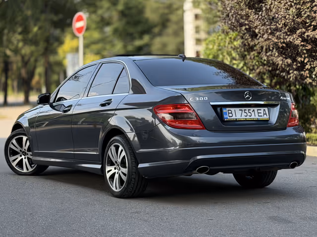 Mercedes-Benz C-Класс - зображення 3