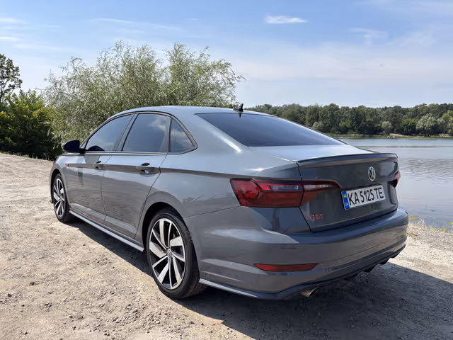 Volkswagen Jetta - зображення 4