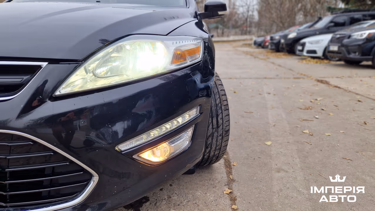 Ford Mondeo - фото 9