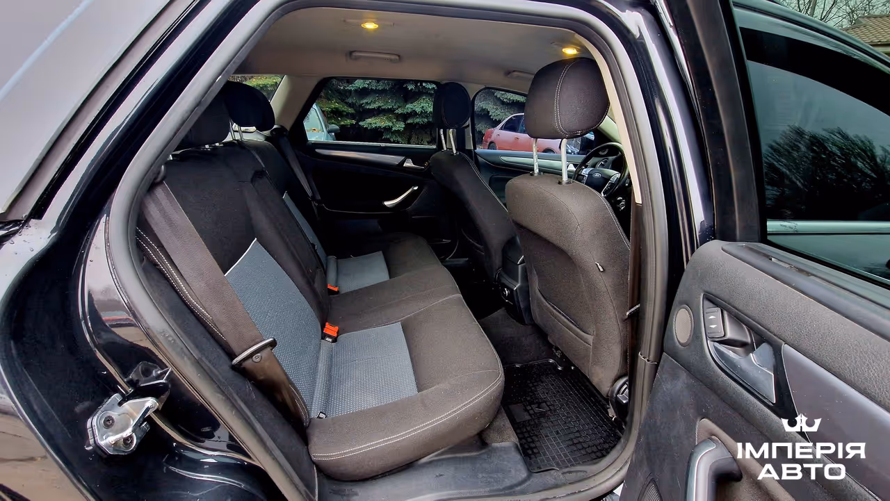 Ford Mondeo - фото 21
