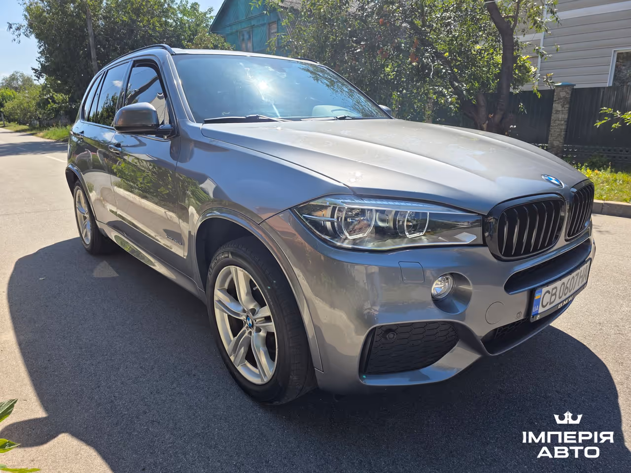 BMW X5 - фото 4