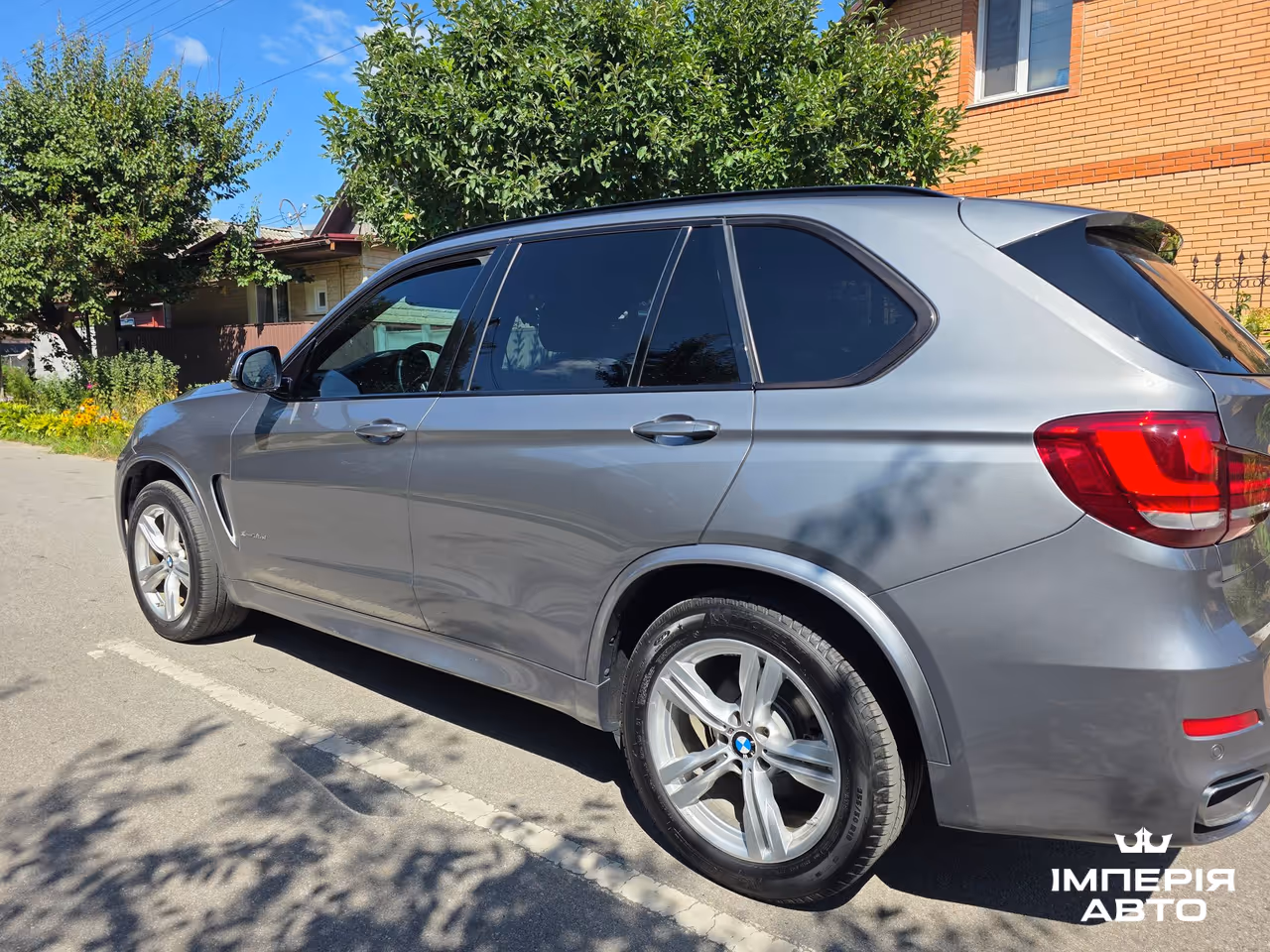 BMW X5 - фото 12