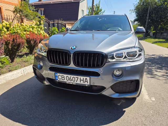 BMW X5 - зображення 1