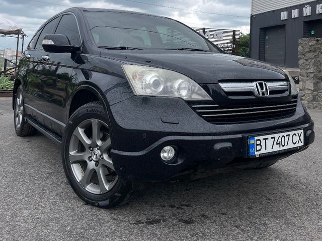 Honda CR-V - фото 1