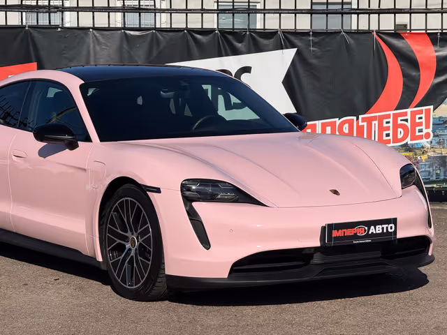 Porsche Taycan - зображення 4
