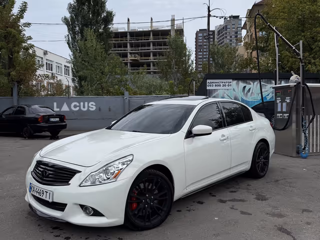 Infiniti Q40 - зображення 1