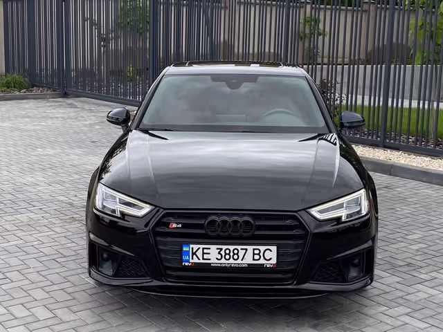 Audi S4 - зображення 4