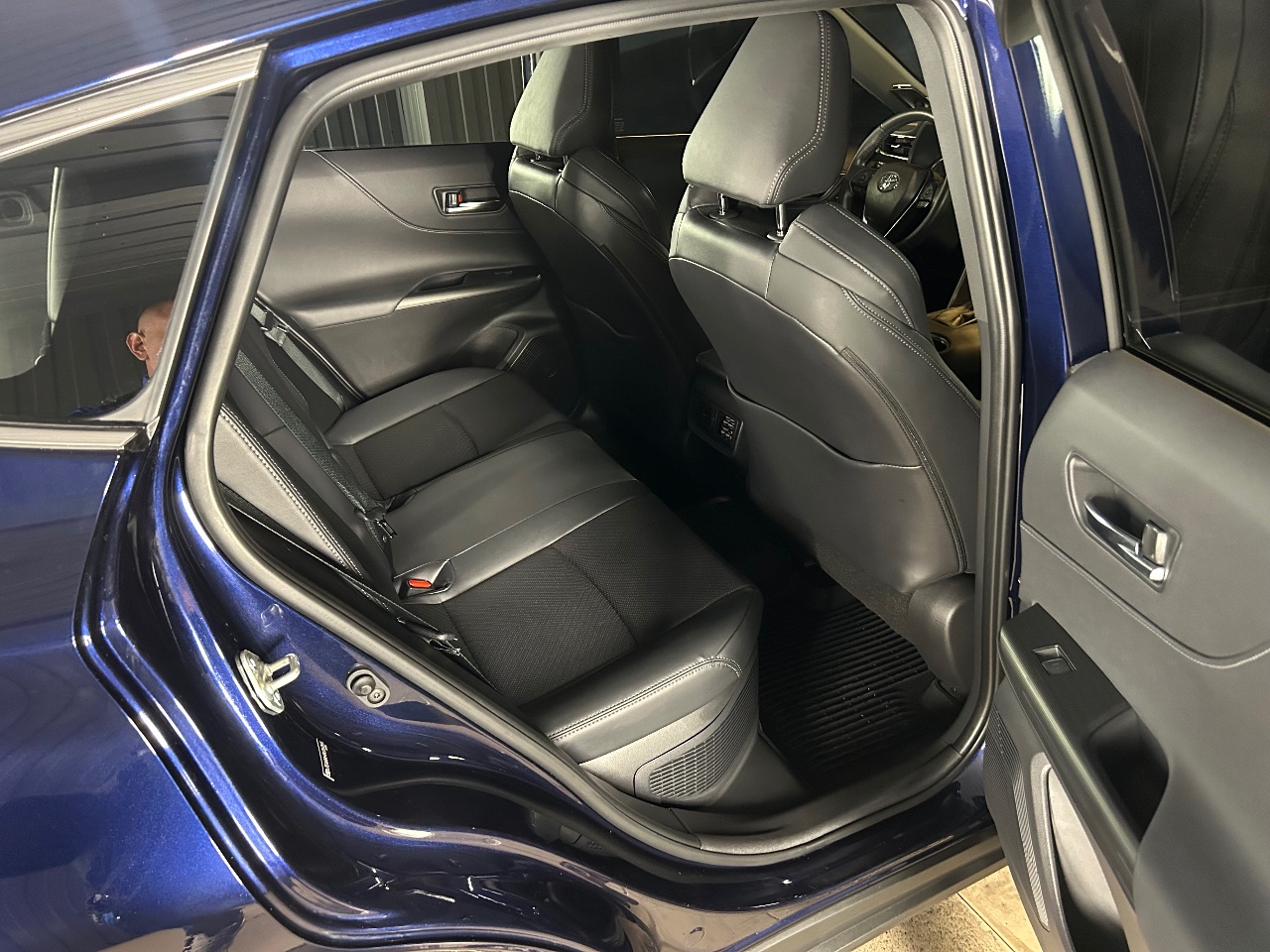 Toyota Venza - фото 11