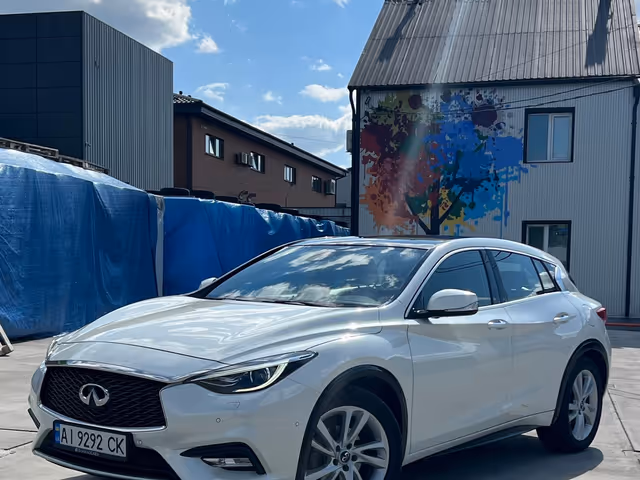 Infiniti Q30 - зображення 2