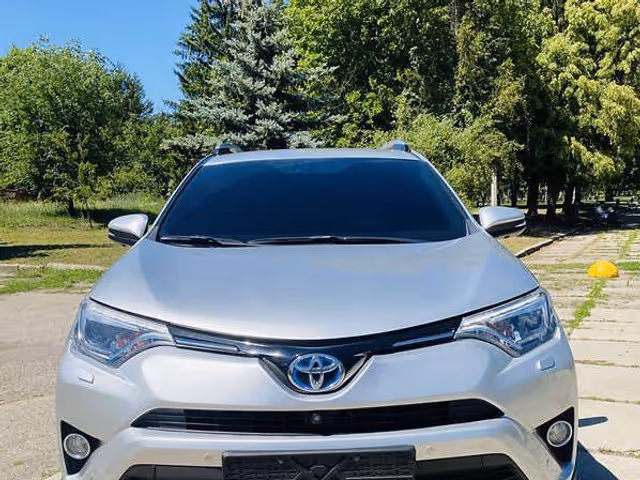 Toyota RAV4 - зображення 2