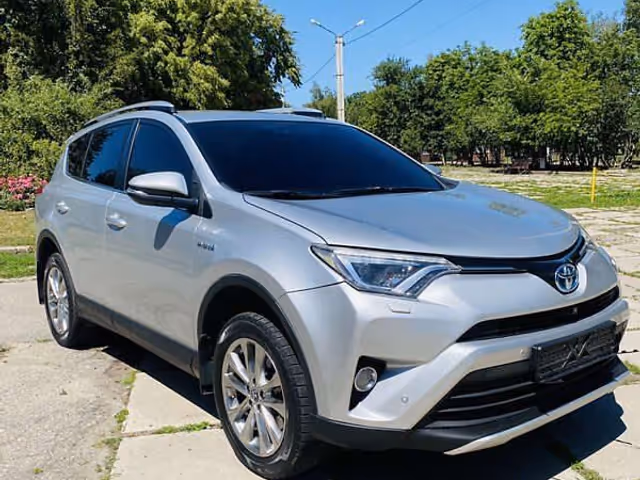 Toyota RAV4 - зображення 1