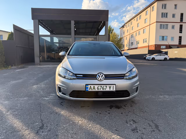 Volkswagen Golf - зображення 2