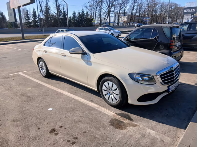 Mercedes-Benz E-Класс - зображення 3