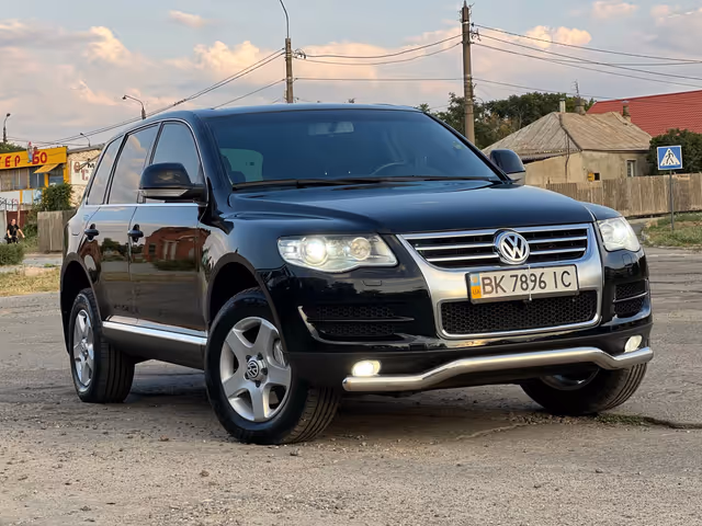 Volkswagen Touareg - зображення 1