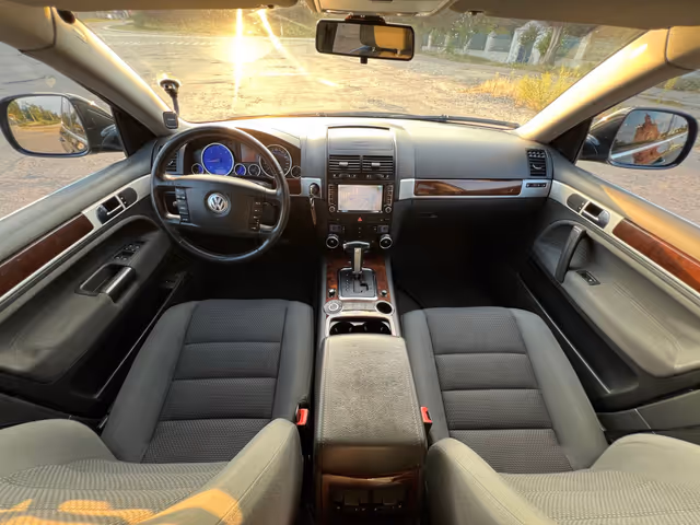 Volkswagen Touareg - зображення 5
