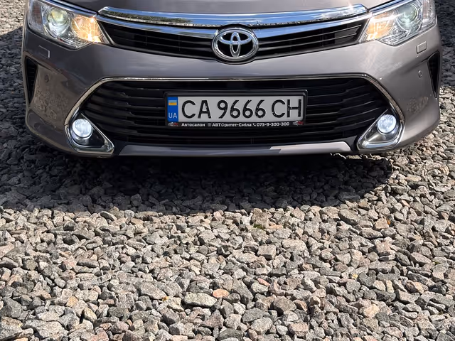 Toyota Camry - зображення 3