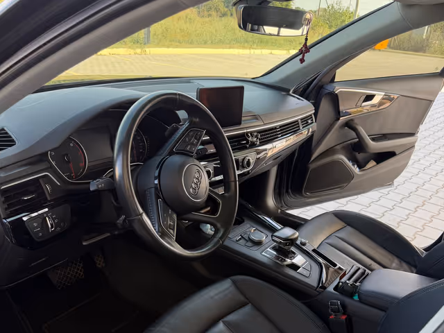 Audi A4 - зображення 5