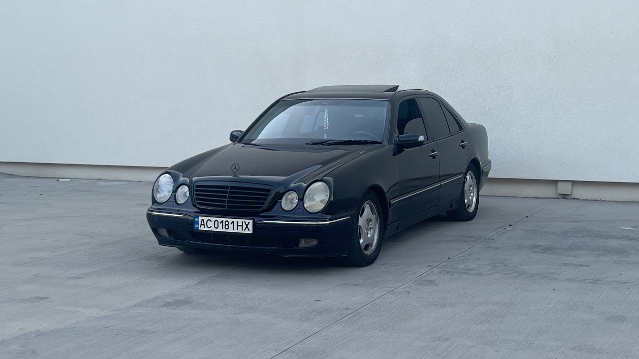 Mercedes-Benz E-Класс - фото 9