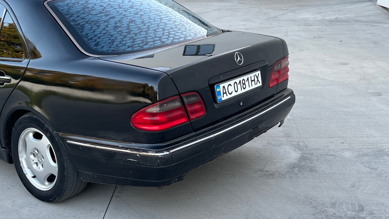 Mercedes-Benz E-Класс - фото 29