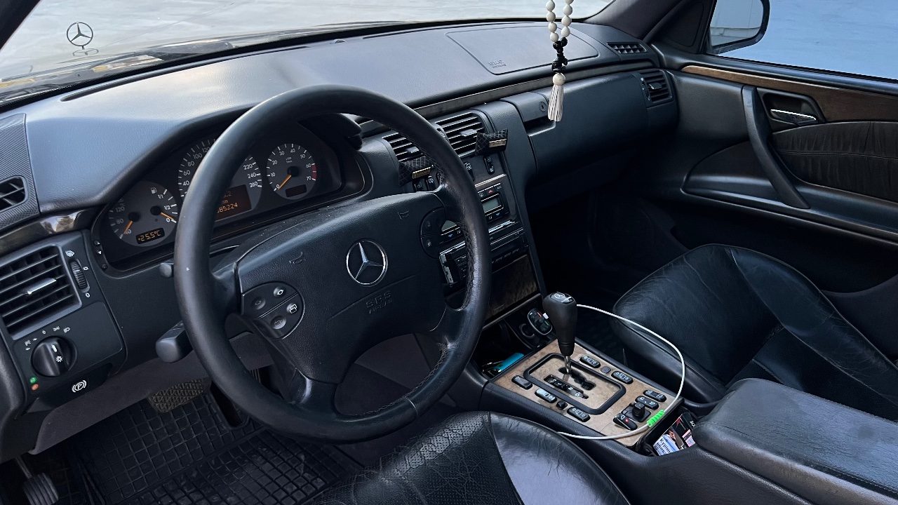 Mercedes-Benz E-Класс - фото 11