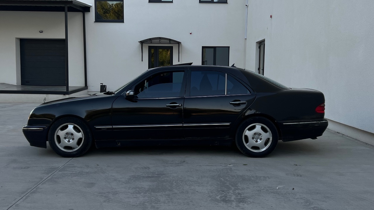 Mercedes-Benz E-Класс - фото 10