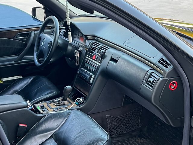 Mercedes-Benz E-Класс - фото 2