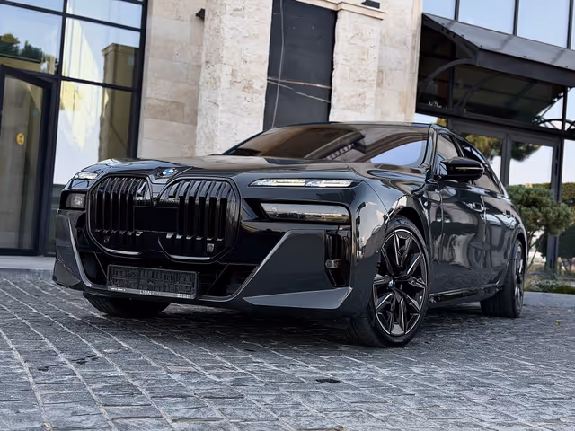BMW 7 серії - зображення 4