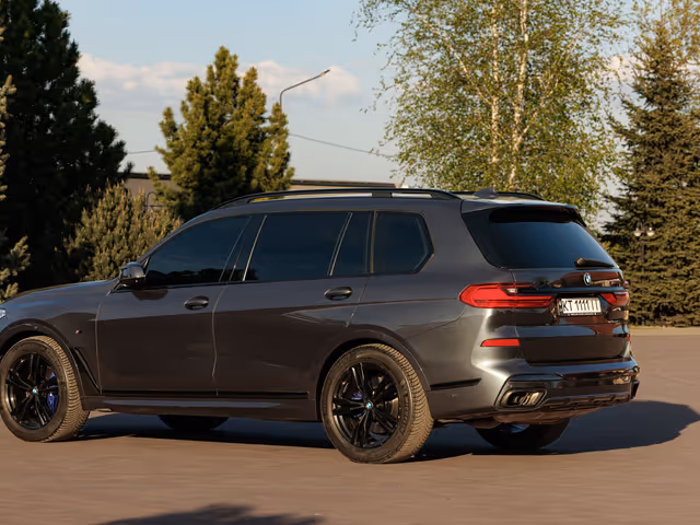 BMW X7 - зображення 4