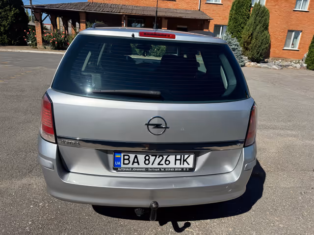 Opel Astra - зображення 2