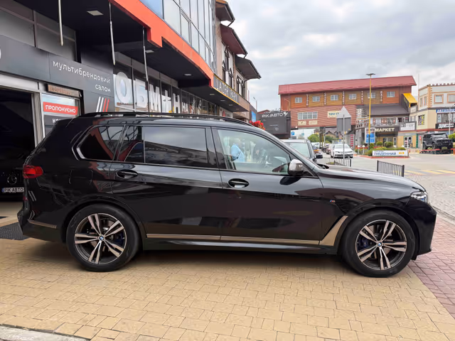 BMW X7 - зображення 4