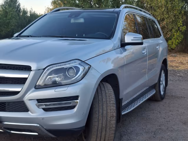 Mercedes-Benz GL-Класс - зображення 3