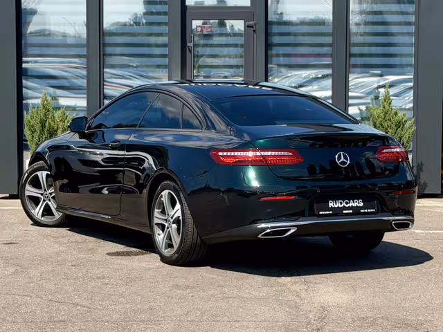 Mercedes-Benz E-Класс - зображення 4