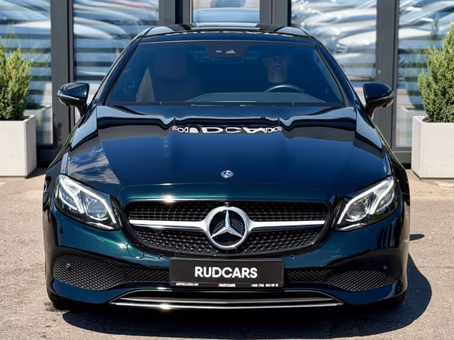 Mercedes-Benz E-Класс - зображення 2