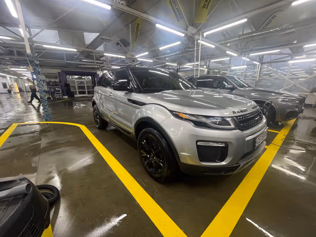 Land Rover Range Rover Evoque - зображення 1