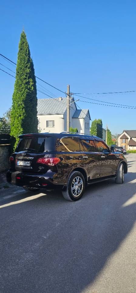Infiniti QX56 - фото 13