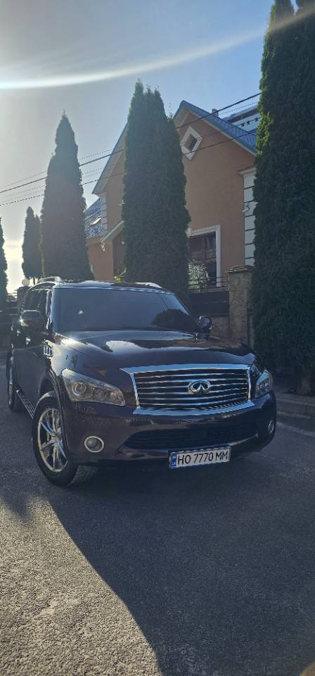 Infiniti QX56 - фото 11