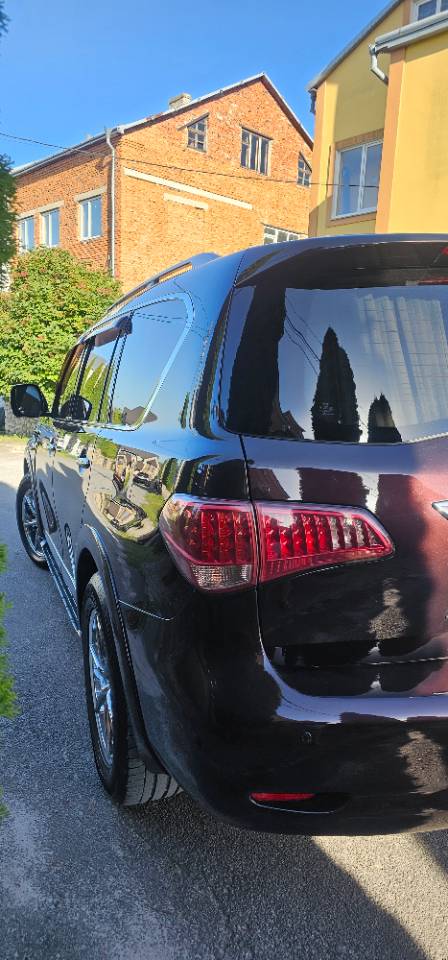 Infiniti QX56 - фото 17