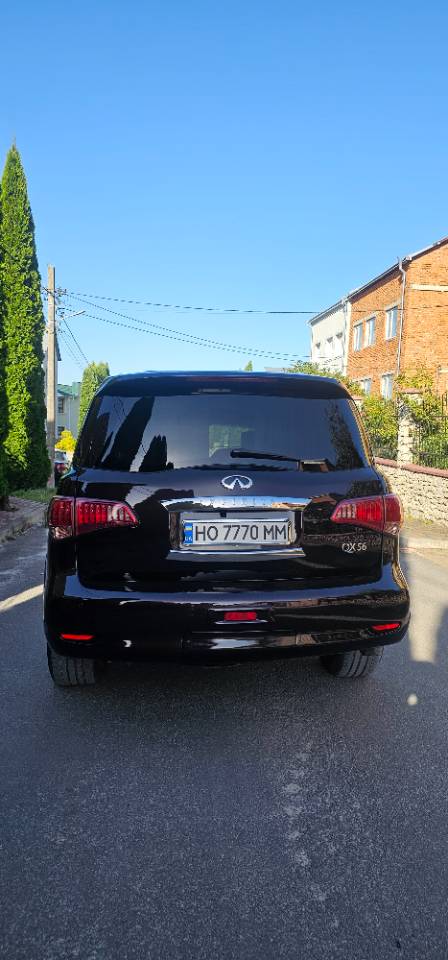 Infiniti QX56 - фото 5